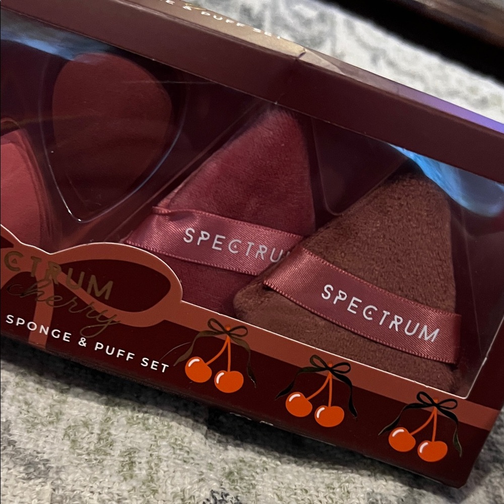 Spectrum Makeup Sponge & Puff Set - Picture 3 of 4